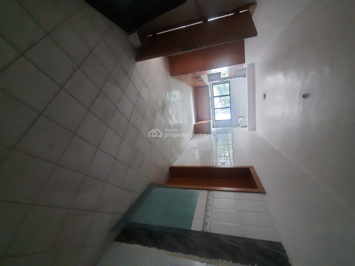 28 Units of 3 Bedroom Serviced Luxury, Oluwanishola Estate , Eleganza, Lekki, Lagos, House for Rent