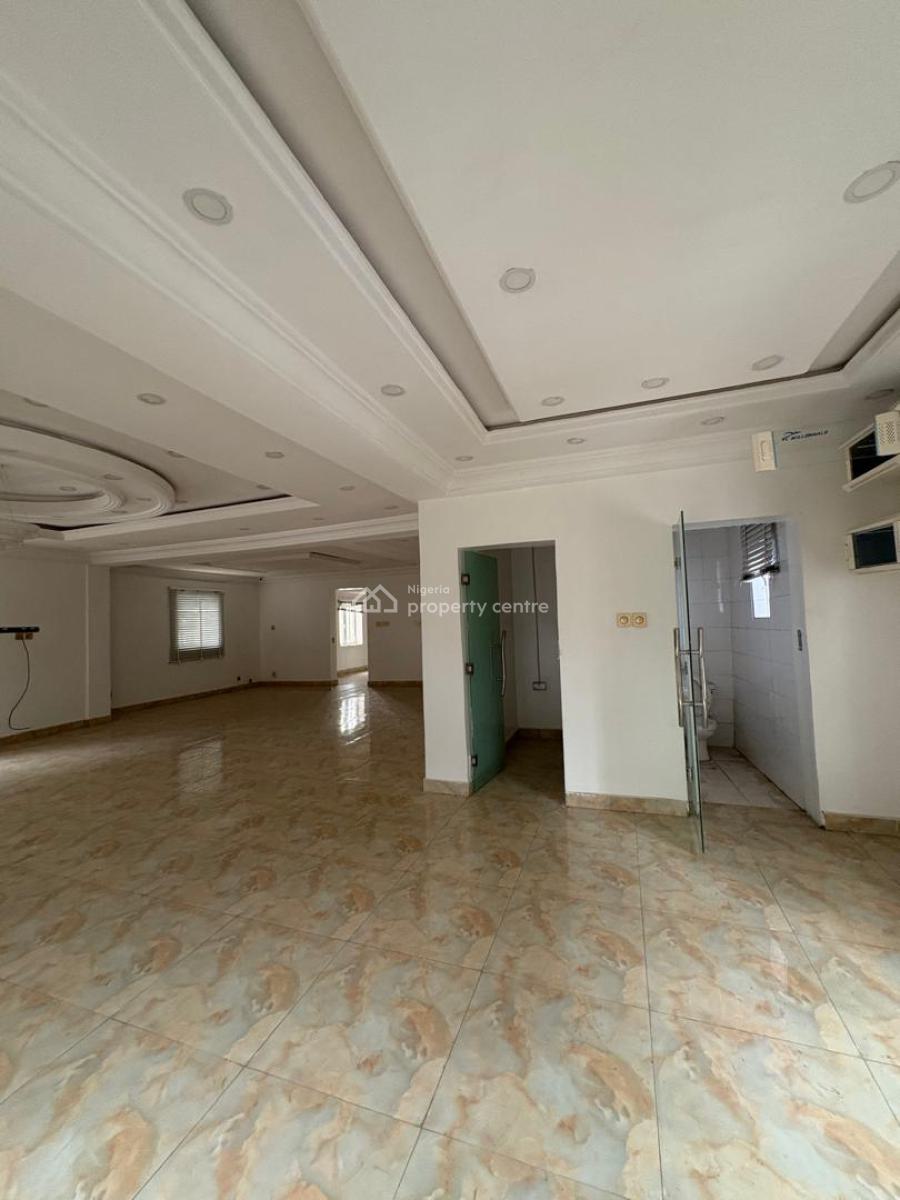 Twelve (12) Bedrooms Fully Duplex, Wuse, Abuja, Detached Duplex for Sale