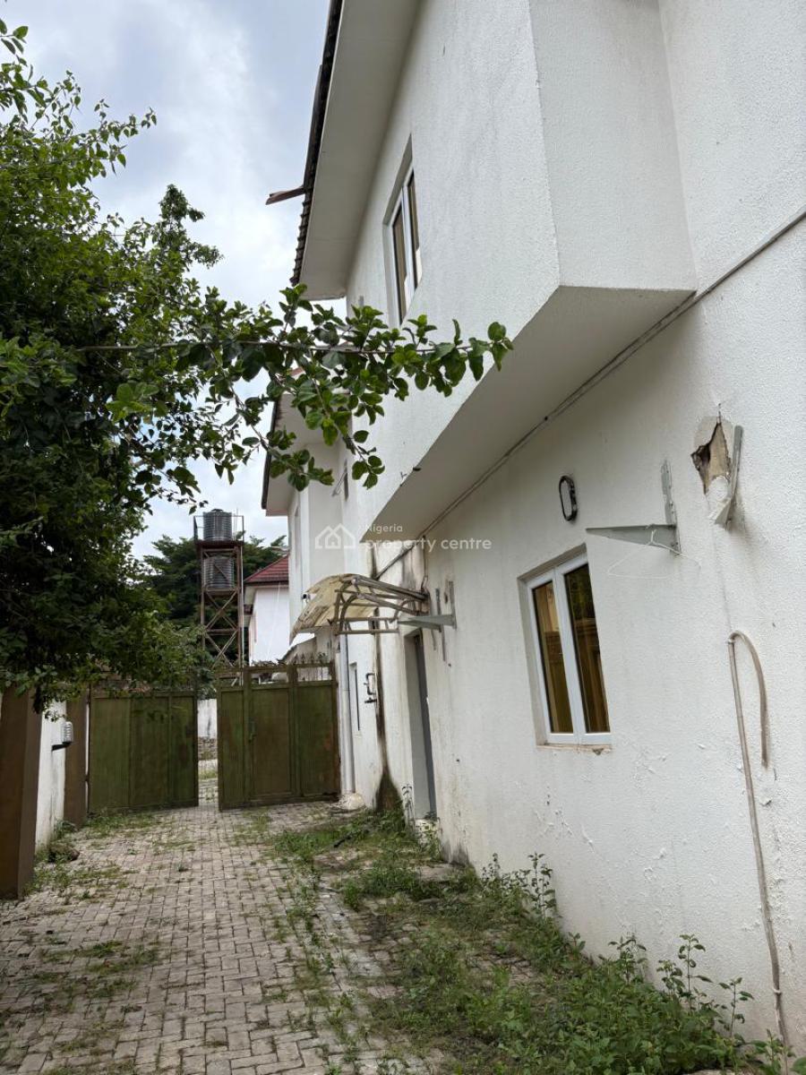 Twelve (12) Bedrooms Fully Duplex, Wuse, Abuja, Detached Duplex for Sale