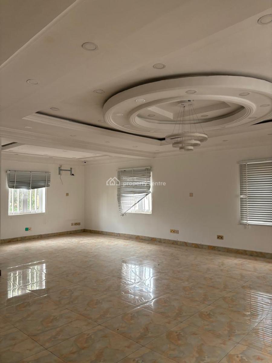 Twelve (12) Bedrooms Fully Duplex, Wuse, Abuja, Detached Duplex for Sale