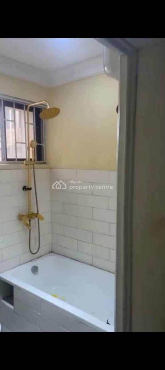Serviced Room Self Contained,, Off Ligali Ayorinde Street, Victoria Island (vi), Lagos, Self Contain (single Rooms) for Rent