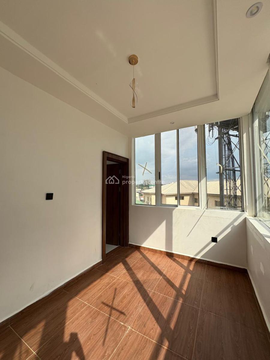 2bedroom Apartment with Swimming Pool, Wuse 2, Abuja, Flat / Apartment for Rent