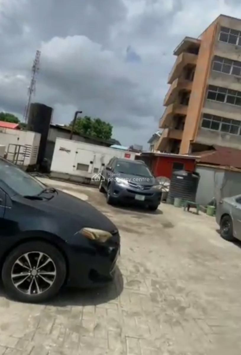 a 5 Storey Commercial Building, Yaba, Lagos, Plaza / Complex / Mall for Sale