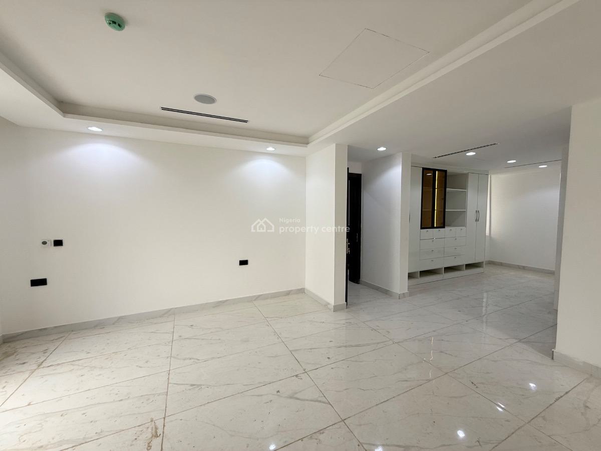 Luxurious 6-bedroom Detached House, Guzape District, Abuja, Detached Duplex for Sale
