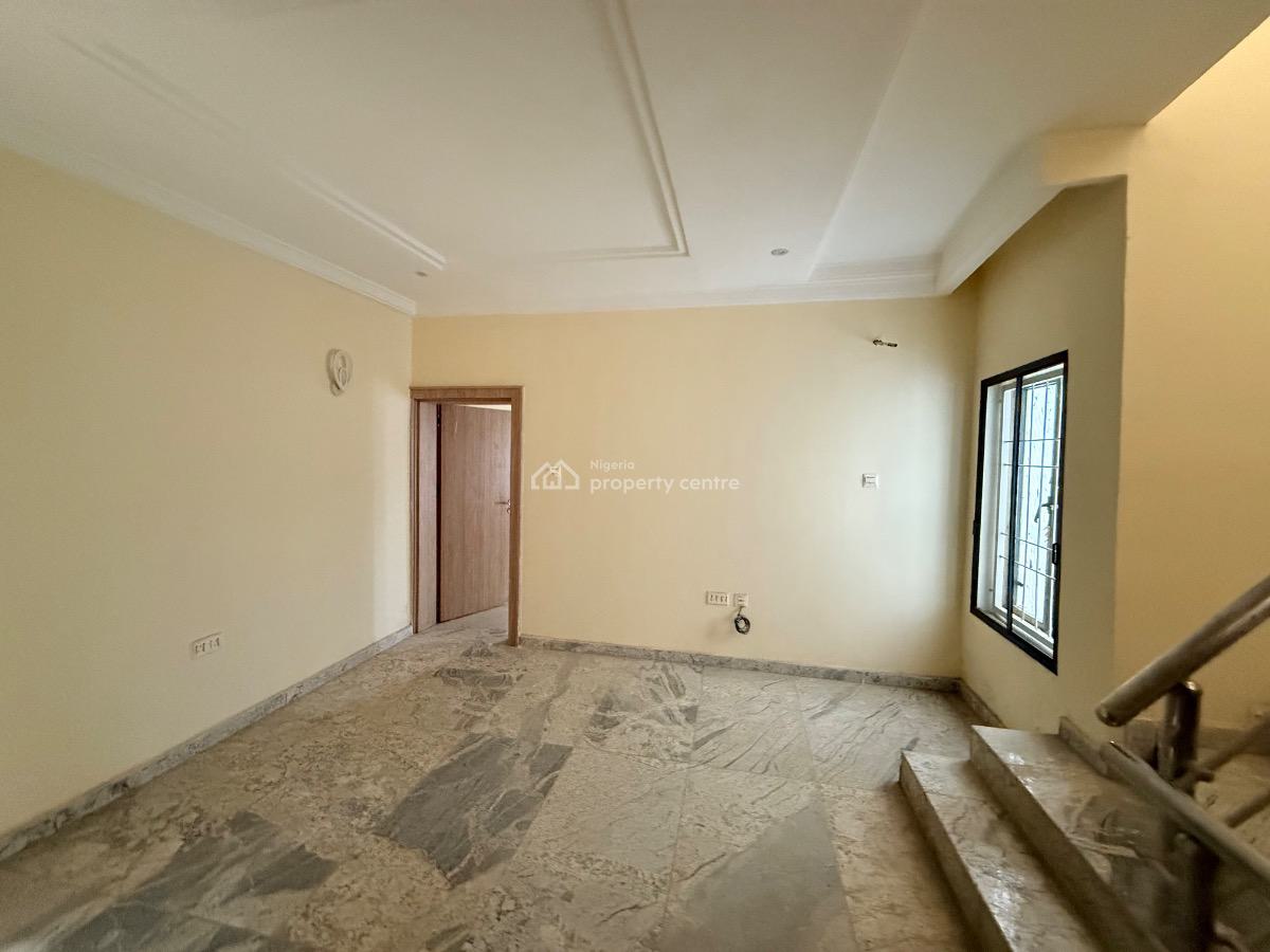 4 Bedroom Terraced House, Guzape District, Abuja, Terraced Duplex for Sale