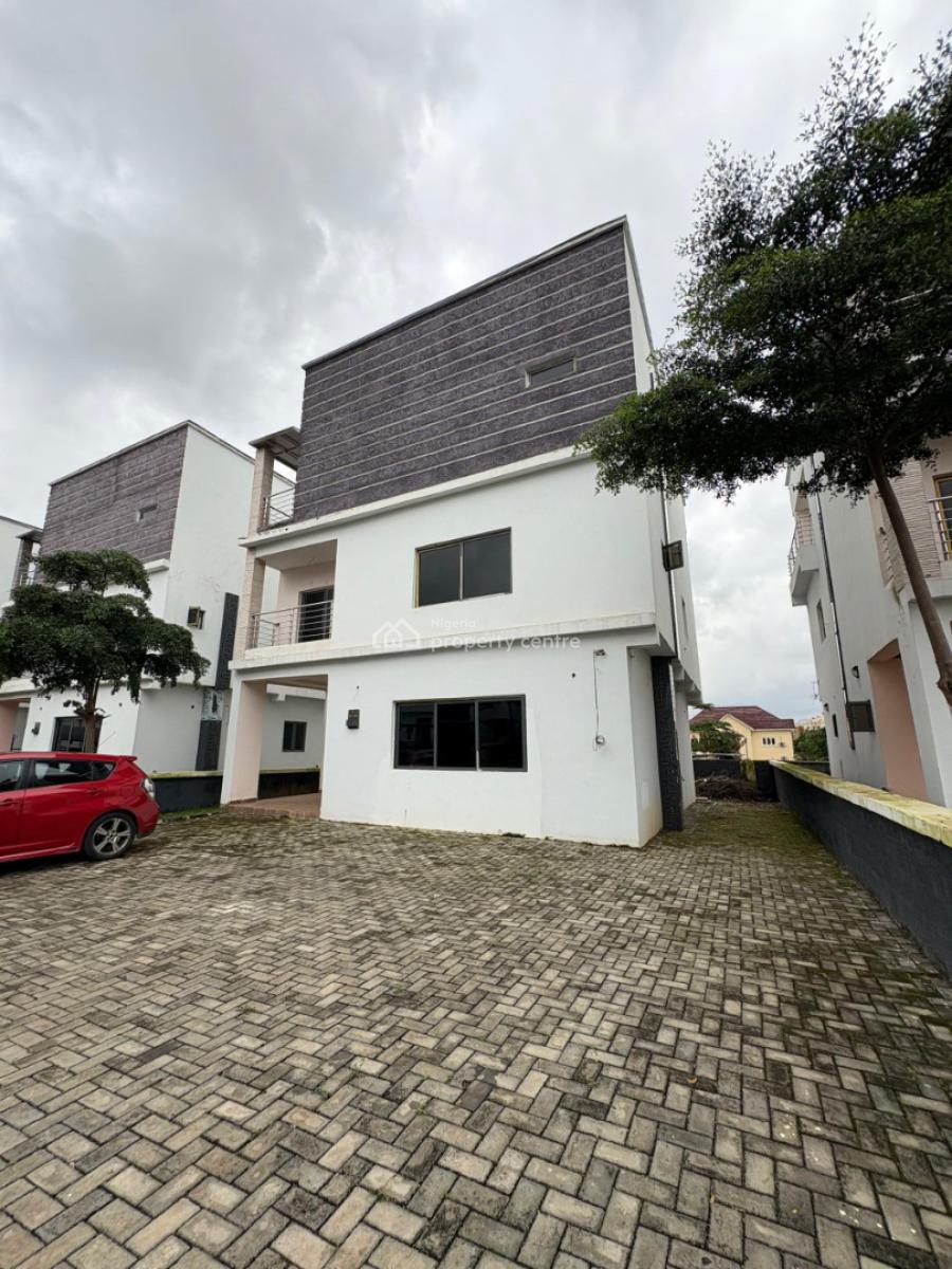 5-bedroom Detached + Bq, Apo, Abuja, Detached Duplex for Sale