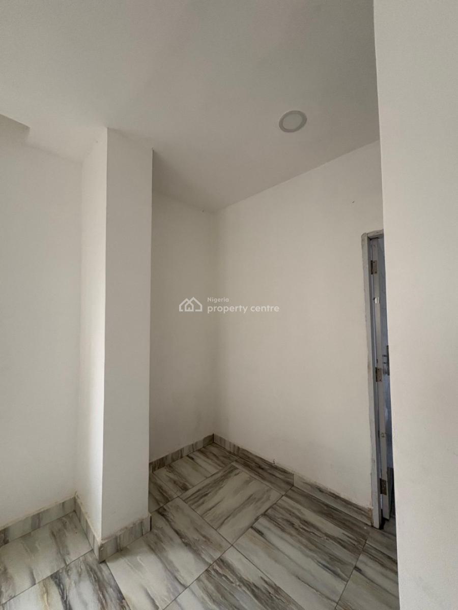 5-bedroom Detached + Bq, Apo, Abuja, Detached Duplex for Sale