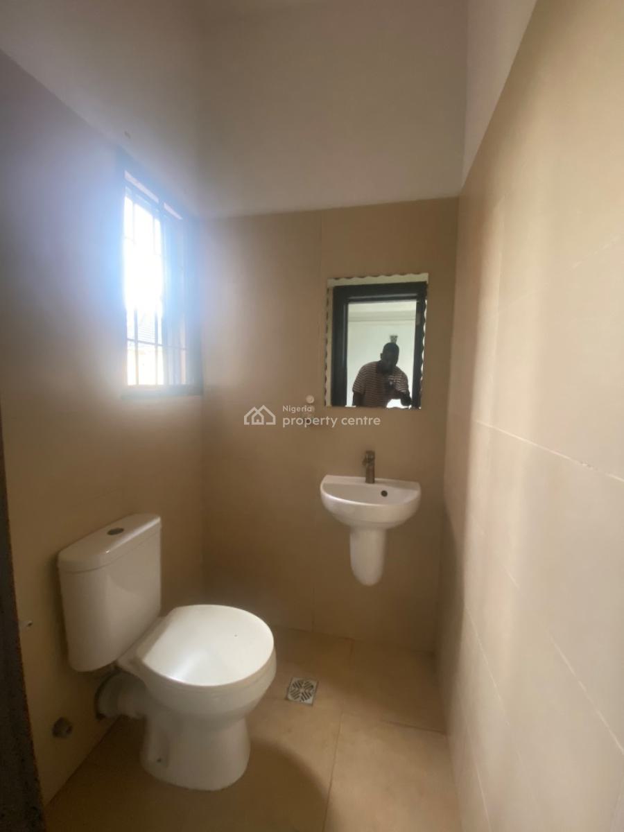 Spacious 3bedroom Apartment with Elevator, By Oral Estate…estate Facing Lekki  Epe/expressway, Lekki Phase 2, Lekki, Lagos, Flat / Apartment for Sale