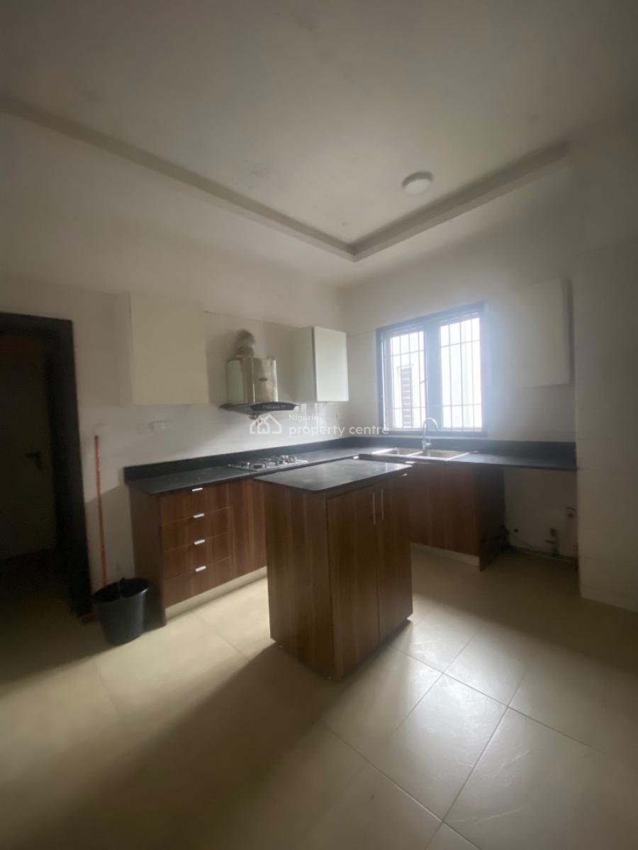 Spacious 3bedroom Apartment with Elevator, By Oral Estate…estate Facing Lekki  Epe/expressway, Lekki Phase 2, Lekki, Lagos, Flat / Apartment for Sale