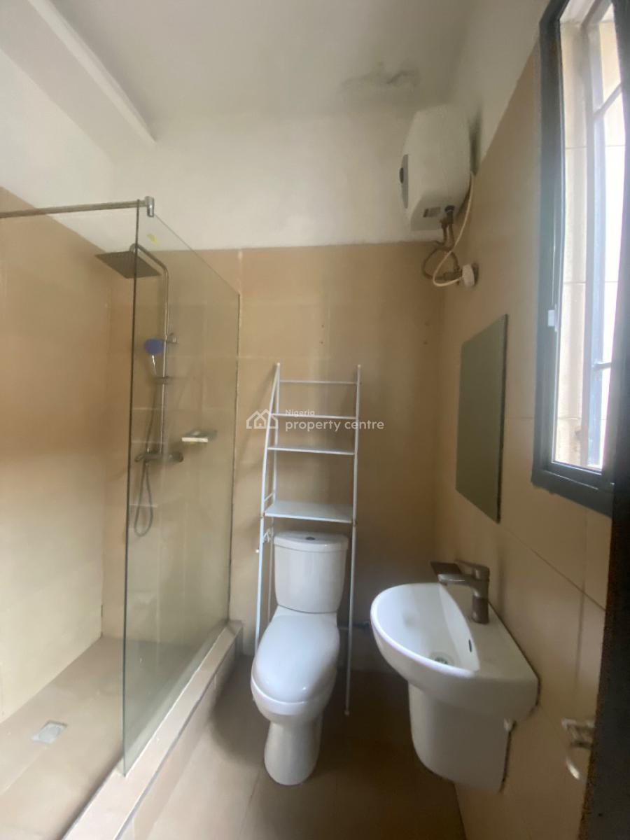 Spacious 3bedroom Apartment with Elevator, By Oral Estate…estate Facing Lekki  Epe/expressway, Lekki Phase 2, Lekki, Lagos, Flat / Apartment for Sale