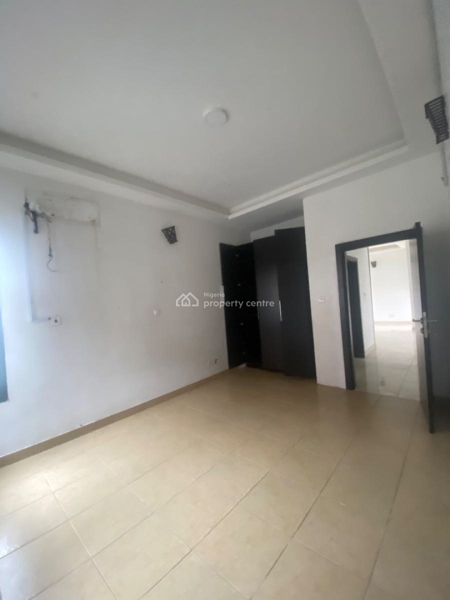 Spacious 3bedroom Apartment with Elevator, By Oral Estate…estate Facing Lekki  Epe/expressway, Lekki Phase 2, Lekki, Lagos, Flat / Apartment for Sale