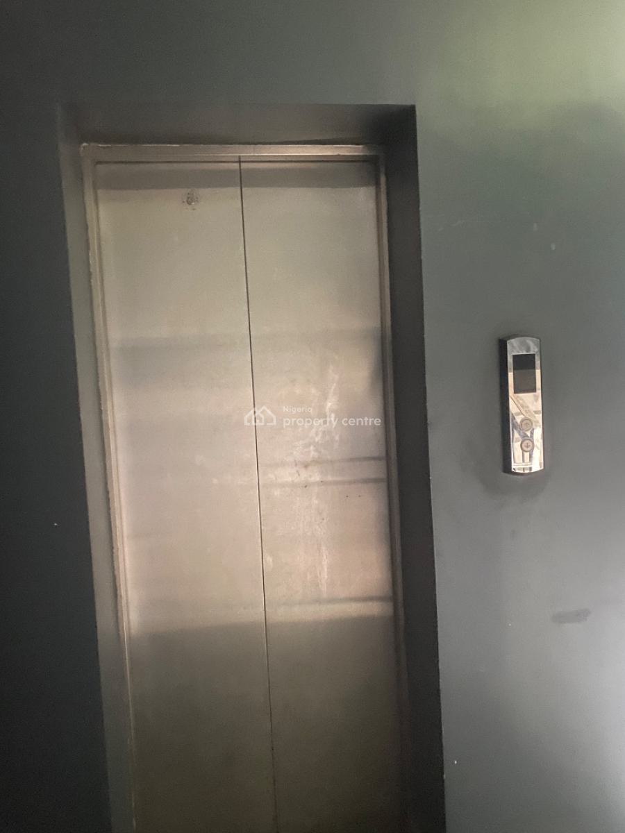 Spacious 3bedroom Apartment with Elevator, By Oral Estate…estate Facing Lekki  Epe/expressway, Lekki Phase 2, Lekki, Lagos, Flat / Apartment for Sale