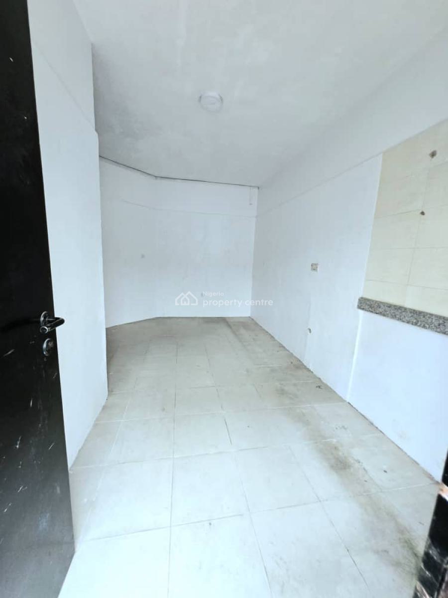 Spacious 4-bedroom Detached House + 2 Rooms Bq, Lekki Phase 1, Lekki, Lagos, Office Space for Rent