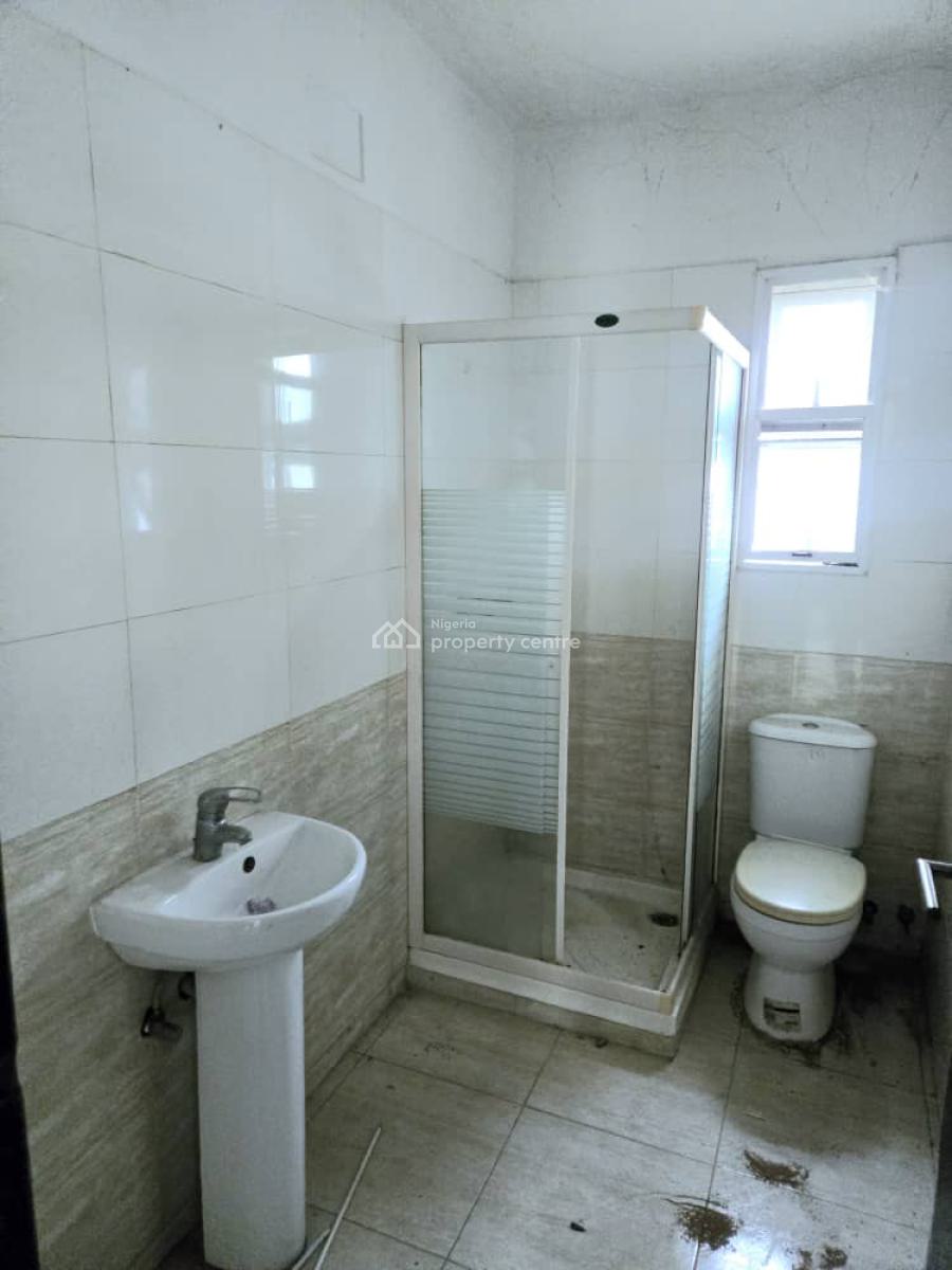 Spacious 4-bedroom Detached House + 2 Rooms Bq, Lekki Phase 1, Lekki, Lagos, Office Space for Rent