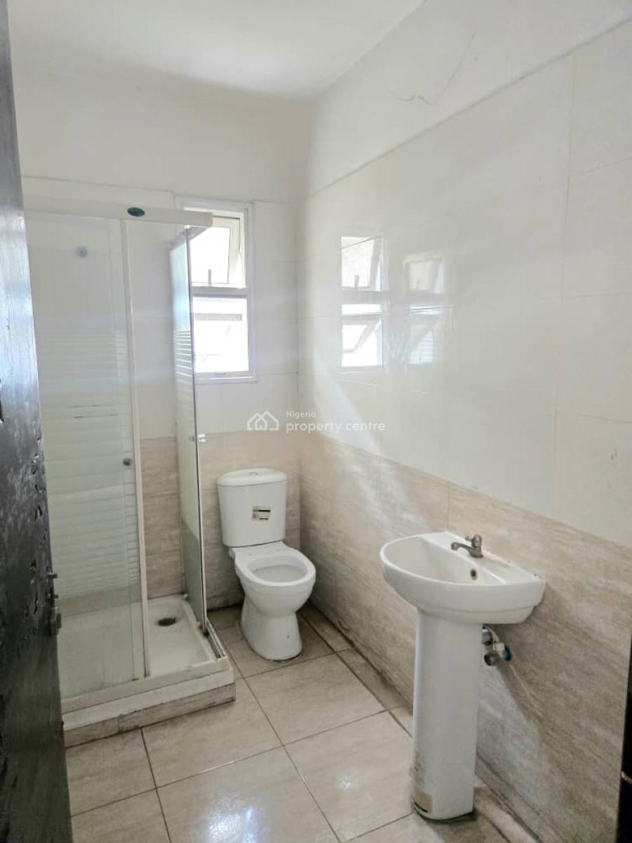 Spacious 4-bedroom Detached House + 2 Rooms Bq, Lekki Phase 1, Lekki, Lagos, Office Space for Rent