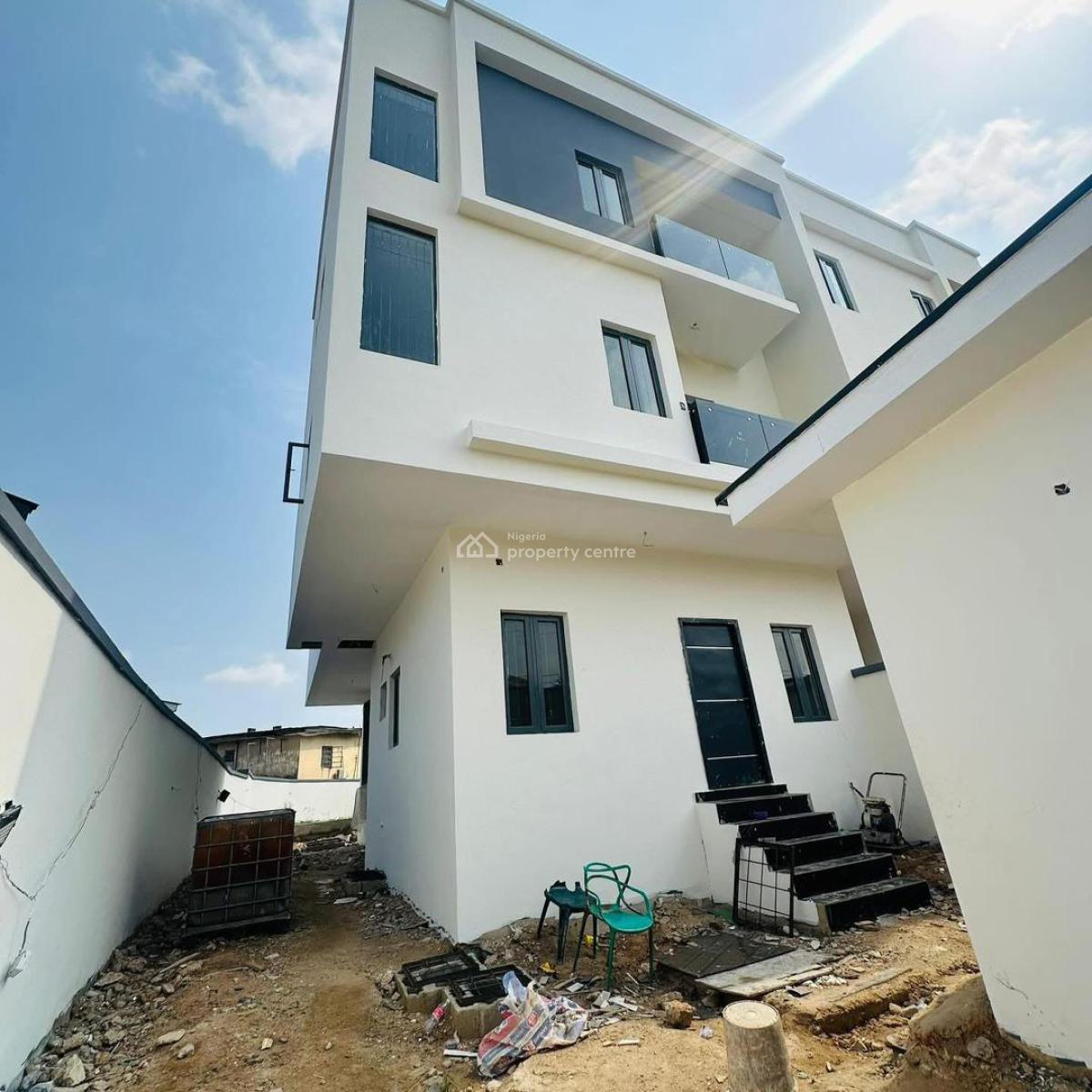 Newly Built with Excellent 4 Bedroom Deuplex, Obanikoro, Shomolu, Lagos, Semi-detached Duplex for Sale