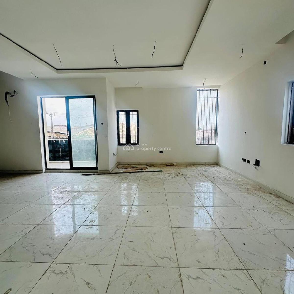 Newly Built with Excellent 4 Bedroom Deuplex, Obanikoro, Shomolu, Lagos, Semi-detached Duplex for Sale