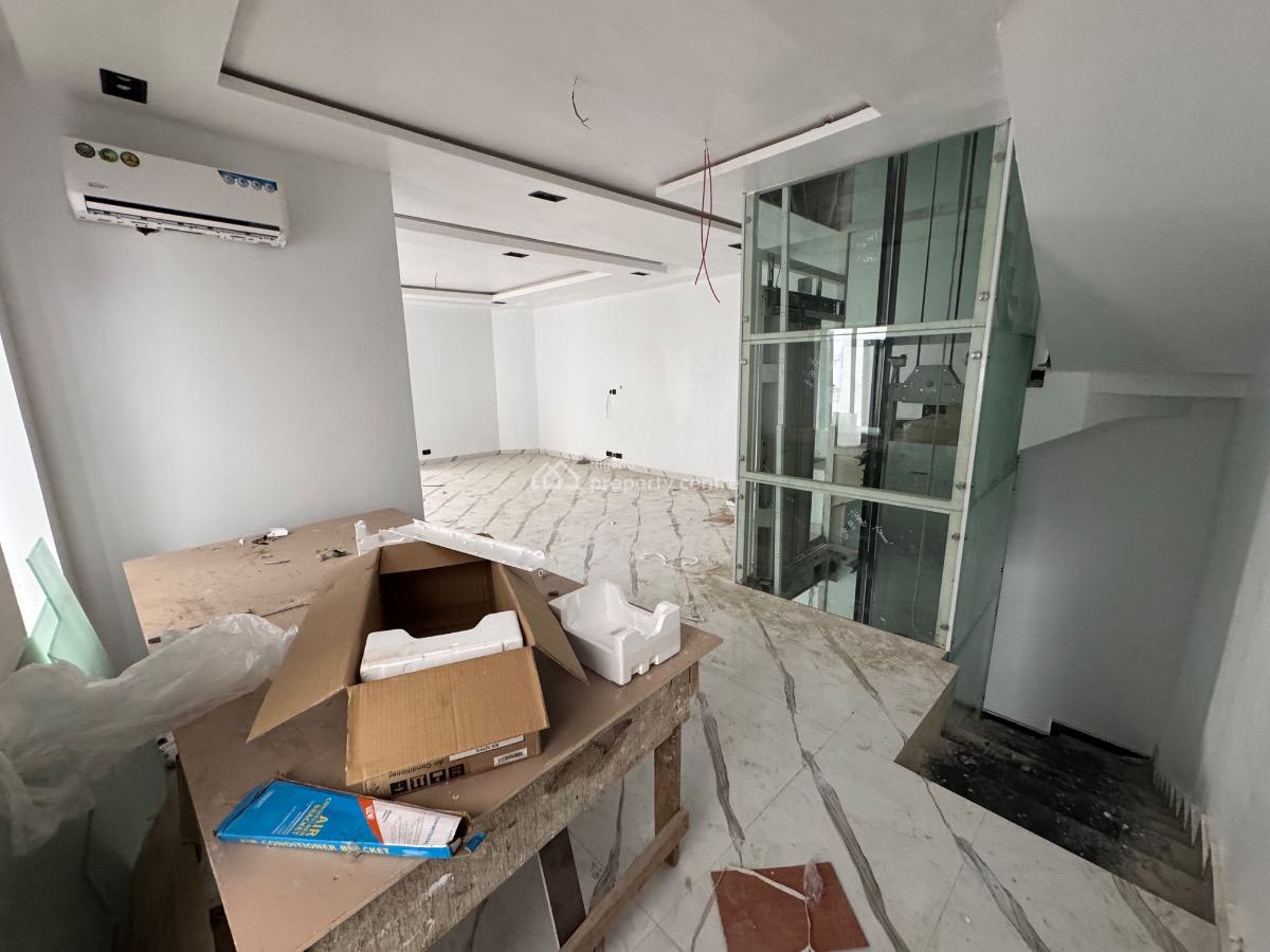 Luxurious 5 Bedrooms Self Compound Townhouse with Private Elevator, Parkview, Ikoyi, Lagos, House for Sale