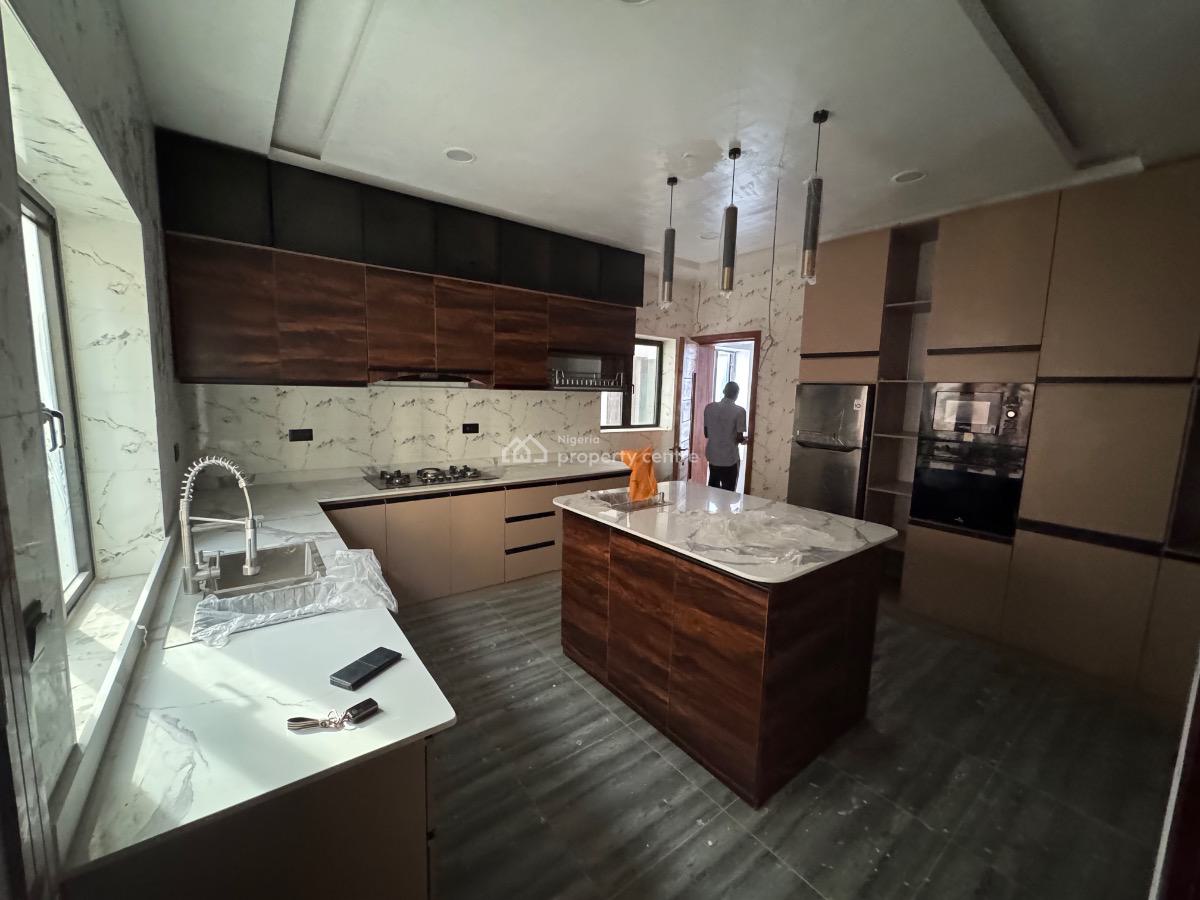 Luxurious 5 Bedrooms Self Compound Townhouse with Private Elevator, Parkview, Ikoyi, Lagos, House for Sale