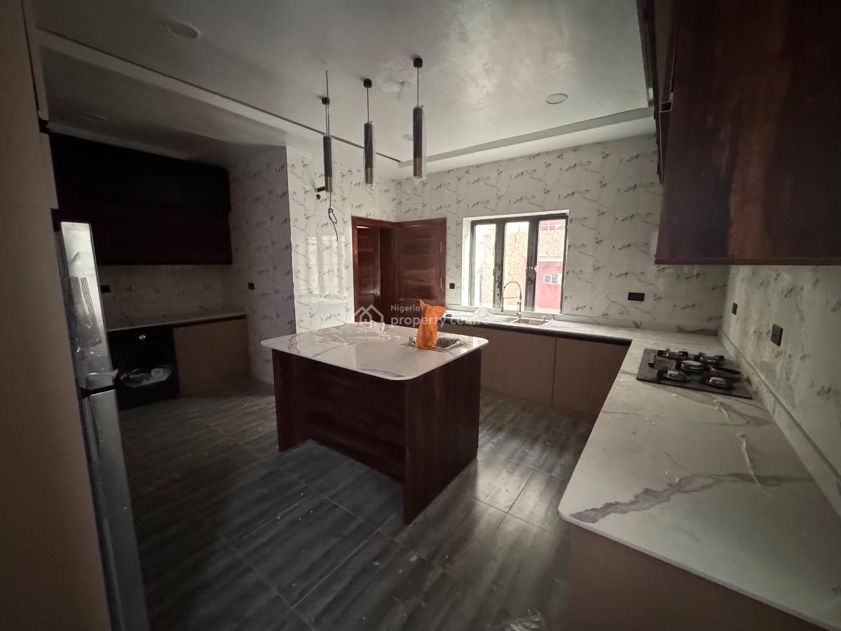 Luxurious 5 Bedrooms Self Compound Townhouse with Private Elevator, Parkview, Ikoyi, Lagos, House for Sale