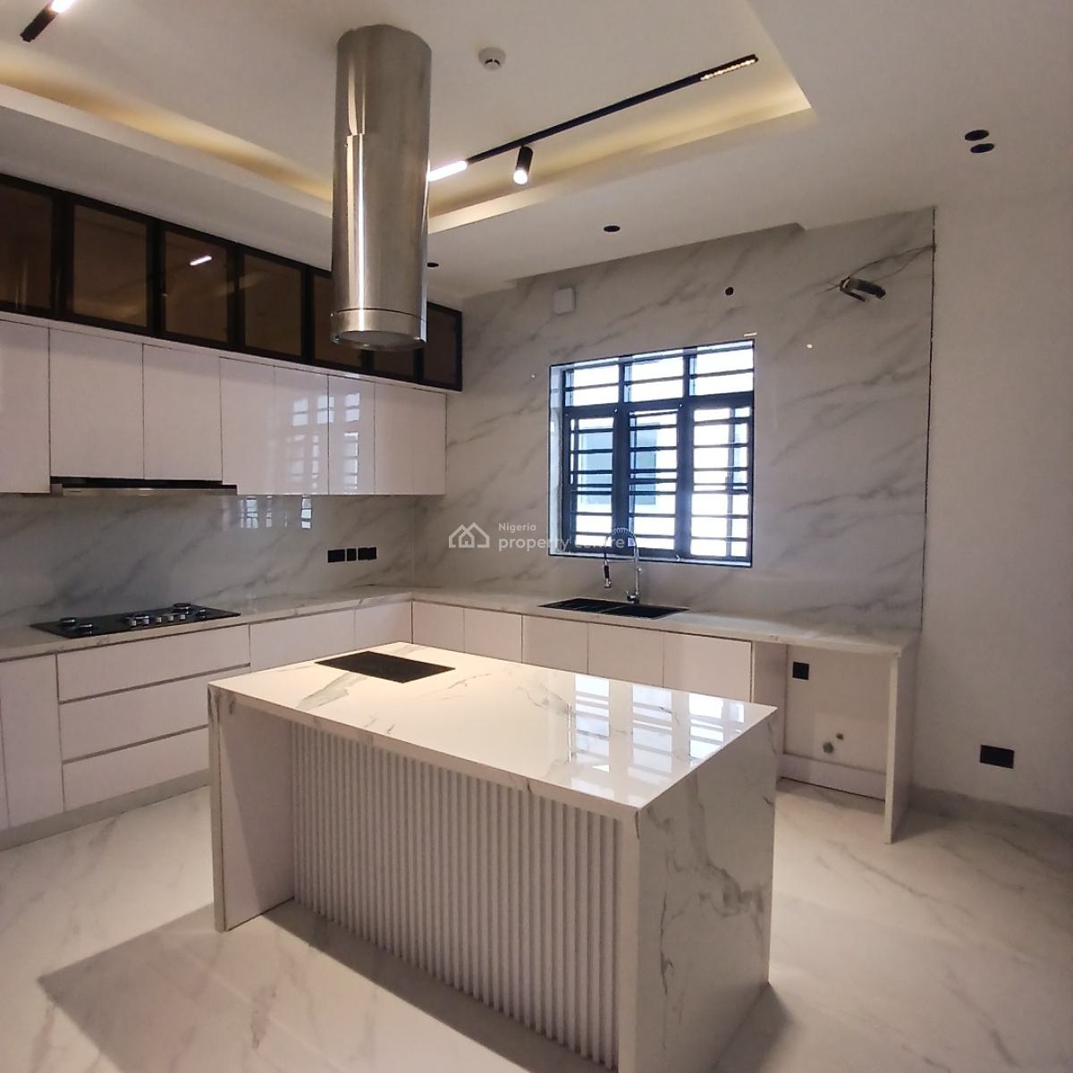 Luxury 4 Bedroom Penthouse with Elevator, Lekki Phase 1, Lekki, Lagos, Block of Flats for Sale