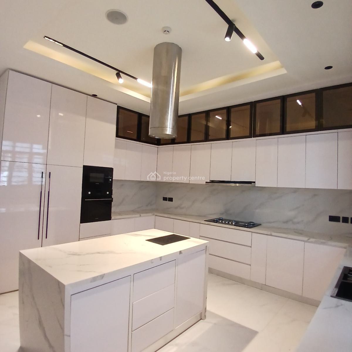 Luxury 4 Bedroom Penthouse with Elevator, Lekki Phase 1, Lekki, Lagos, Block of Flats for Sale