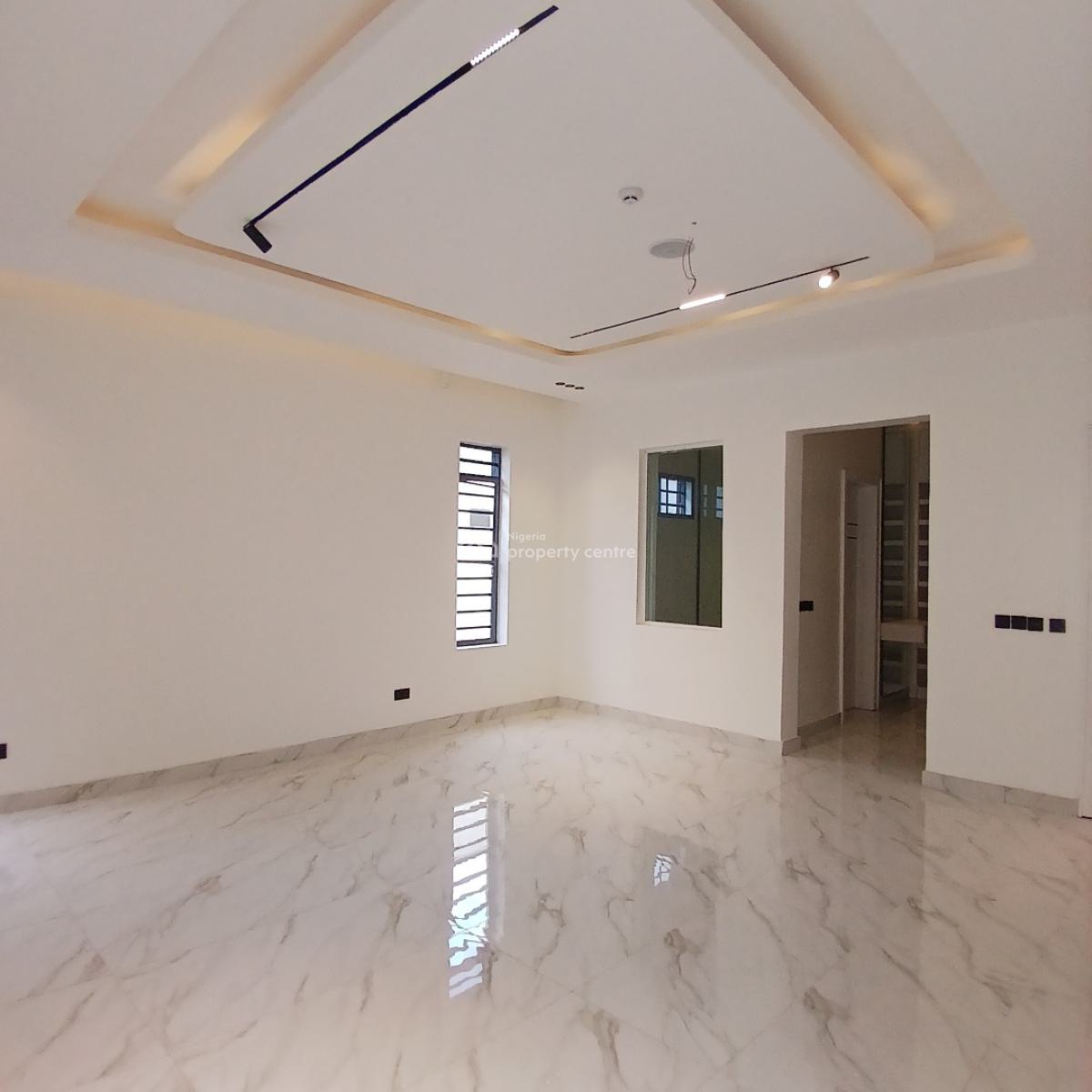 Luxury 4 Bedroom Penthouse with Elevator, Lekki Phase 1, Lekki, Lagos, Block of Flats for Sale