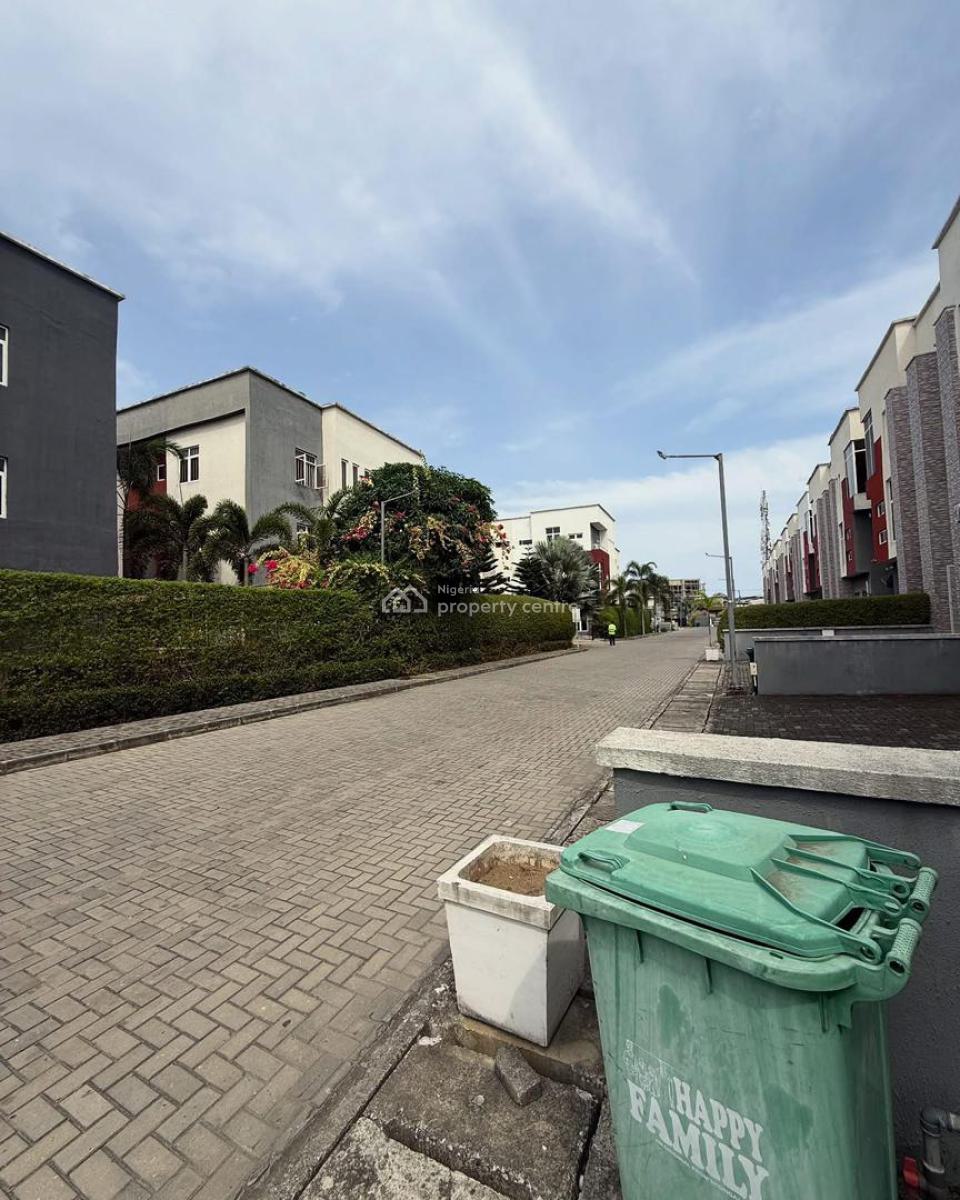 Fully Furnished 4 Bedroom Townhouse in Estate, Osapa, Lekki, Lagos, House for Sale