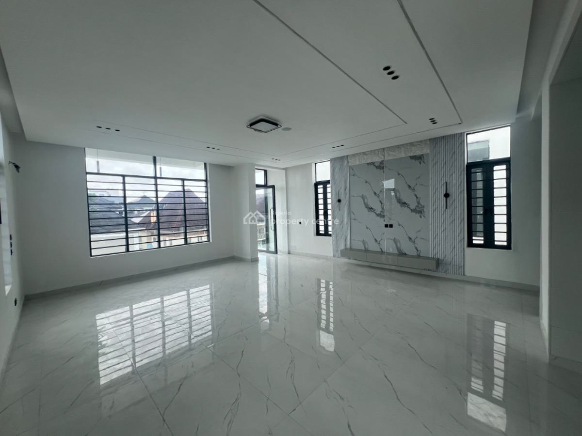 Beautiful 6 Bedroom Home on 2 Floors, Chevron Drive, Lekki, Lagos, Detached Duplex for Sale