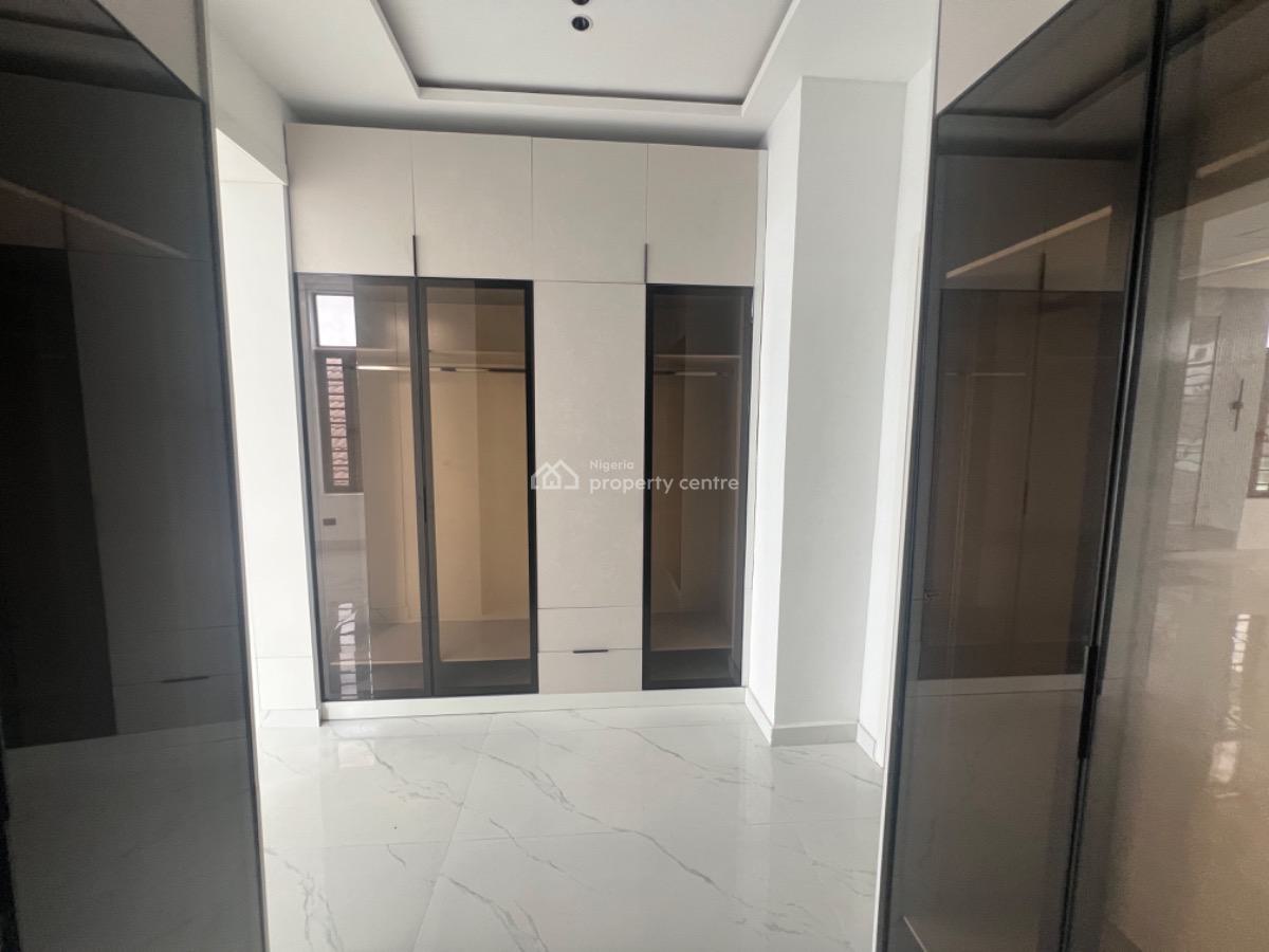Beautiful 6 Bedroom Home on 2 Floors, Chevron Drive, Lekki, Lagos, Detached Duplex for Sale