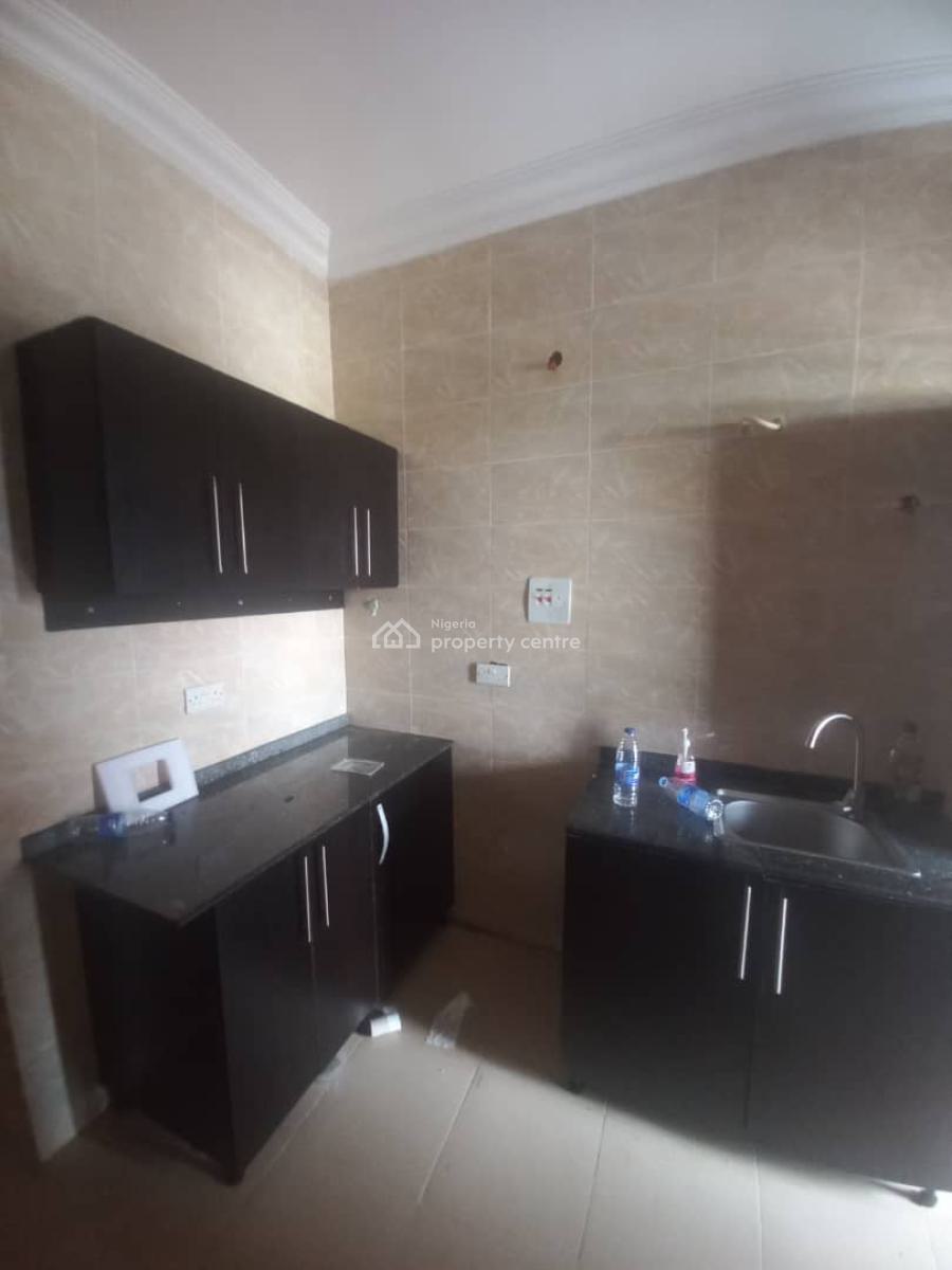 Spacious Fully Serviced Room and Parlor, Off Ologolo Road, Lekki, Lagos, Mini Flat (room and Parlour) for Rent