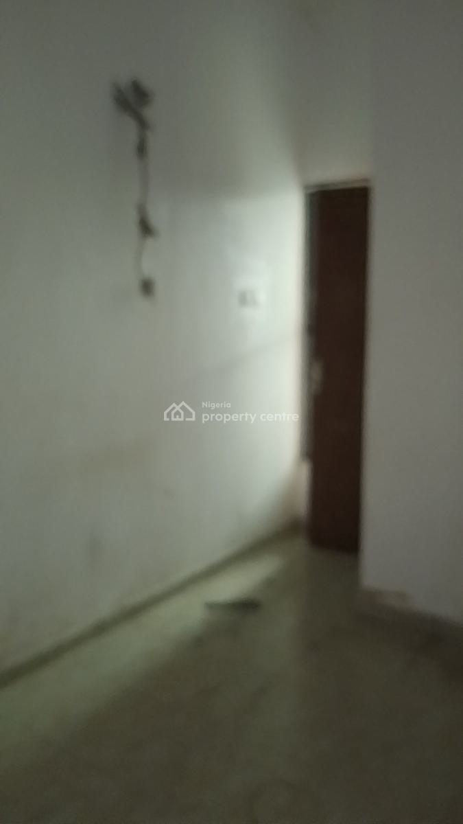Recently Vacated and Spacious 4 Bedroom Terrace House, Behind Junaith Hotel, Sangotedo, Ajah, Lagos, Terraced Duplex for Rent