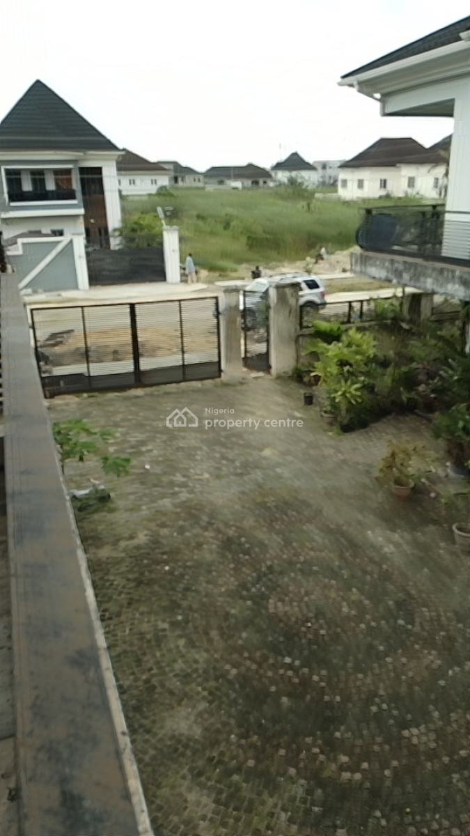 Recently Vacated and Spacious 4 Bedroom Terrace House, Behind Junaith Hotel, Sangotedo, Ajah, Lagos, Terraced Duplex for Rent