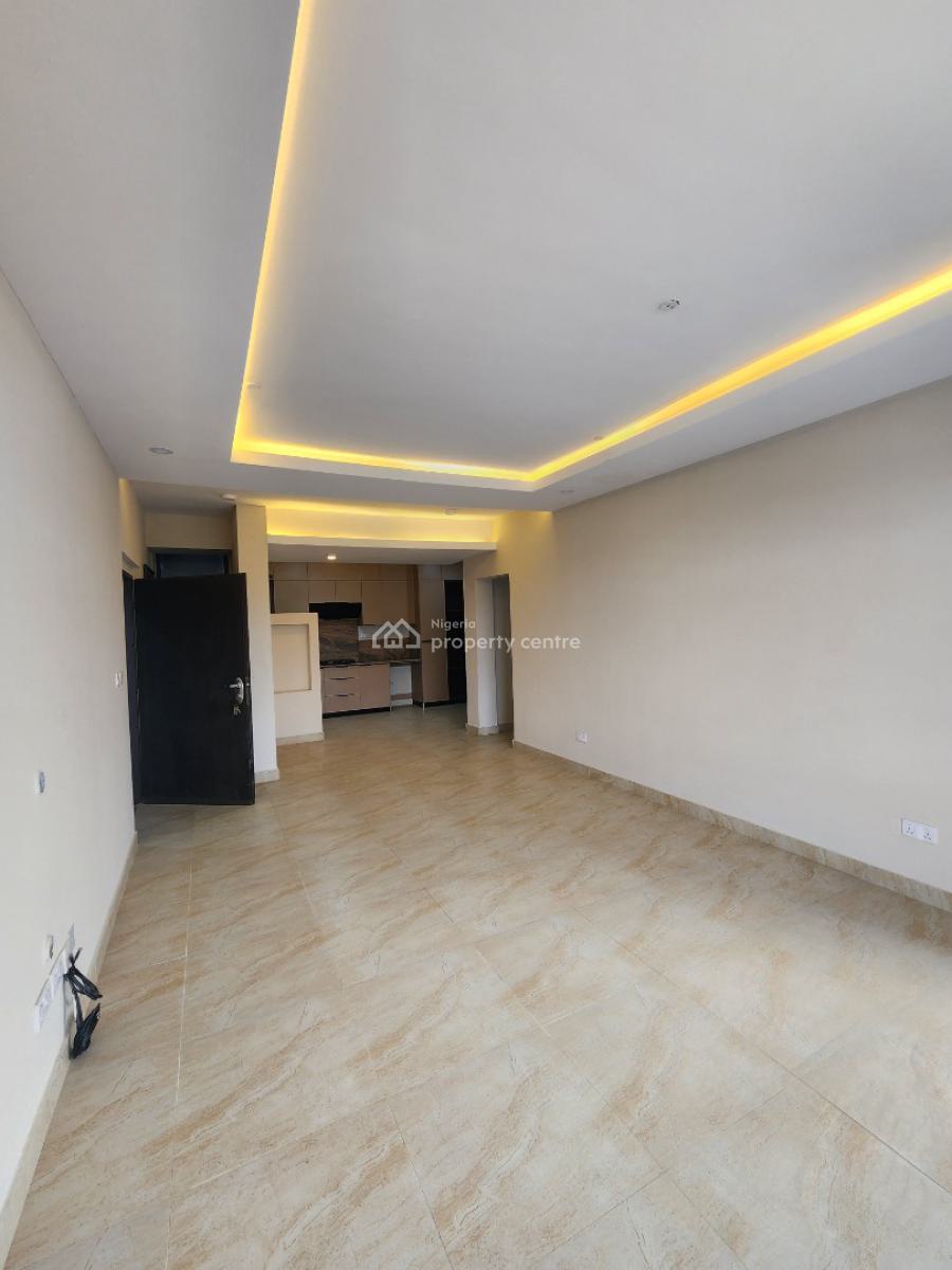Fully Serviced 3 Bedroom Apartment W/ Bq & Elevator Good for Airbnb, Lekki Phase 1, Lekki, Lagos, Flat / Apartment for Sale