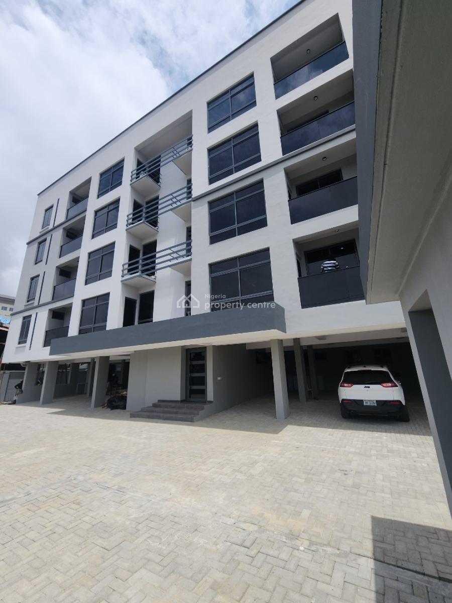 Fully Serviced 3 Bedroom Apartment W/ Bq & Elevator Good for Airbnb, Lekki Phase 1, Lekki, Lagos, Flat / Apartment for Sale