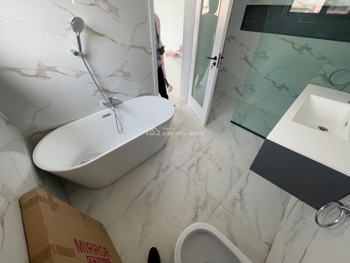 Luxurious 5 Bedrooms Townhouse with Pool and Private Elevator, Parkview, Ikoyi, Lagos, Detached Duplex for Sale