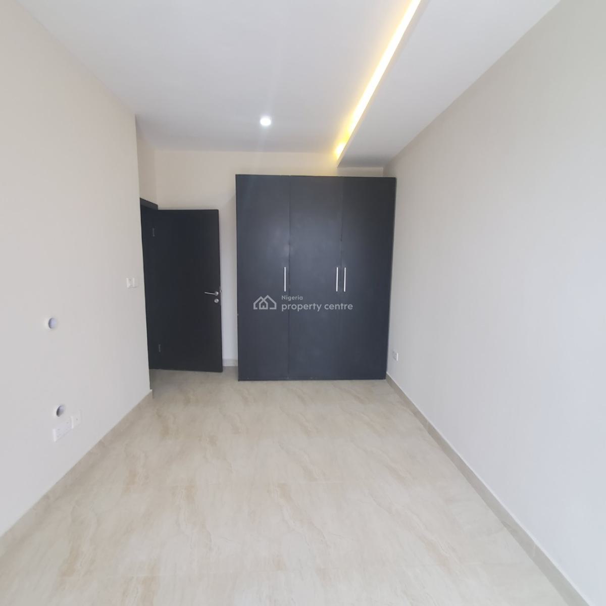 Exquisite 3 Bedroom Apartment with a Bq, Lekki Phase 1, Lekki, Lagos, Flat / Apartment for Sale