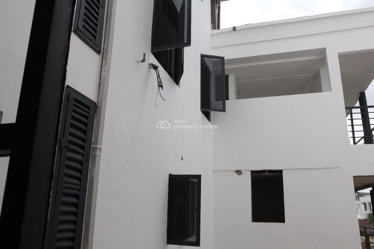 Luxury 9 Bedroom Mansion with 7 Parlours and 12 Rooms Bq, By Channel Television, Guzape District, Abuja, Detached Duplex for Sale