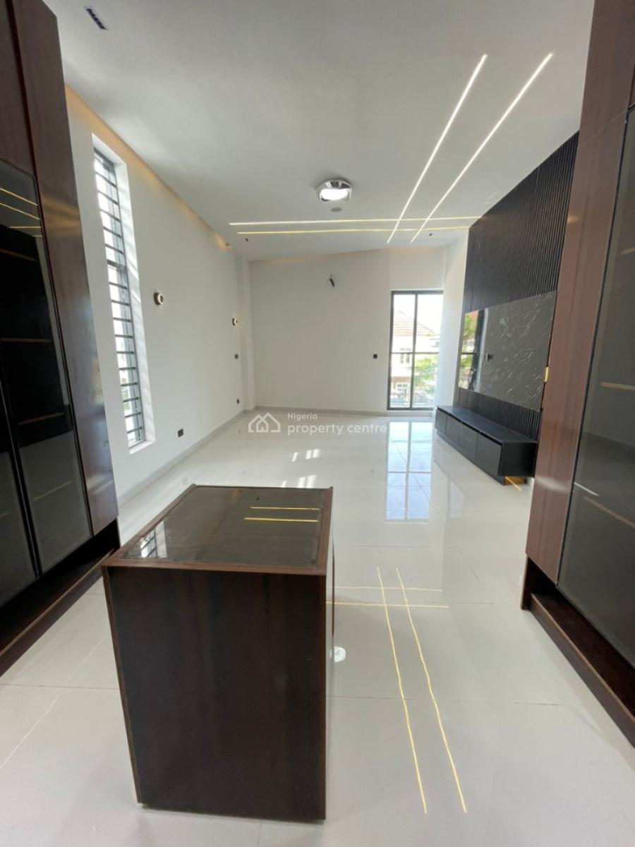 Gorgeously Built 5 Bedroom Fully Detached Duplex with Boys Quarter., Agungi, Lekki, Lagos, Detached Duplex for Sale