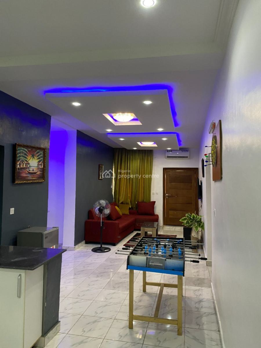 Nicely Furnished 2 Bedroom Apartment, Maryland, Lagos, Flat / Apartment Short Let