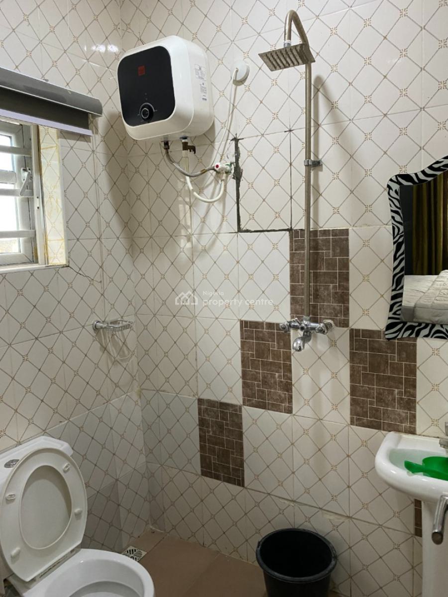 Nicely Furnished 2 Bedroom Apartment, Maryland, Lagos, Flat / Apartment Short Let