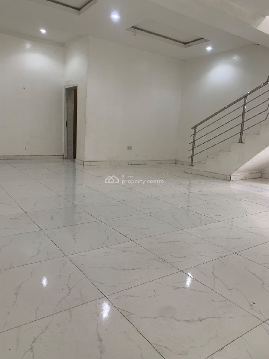 3bedrooms, Jabi Airport Road, Jabi, Abuja, Terraced Duplex for Rent