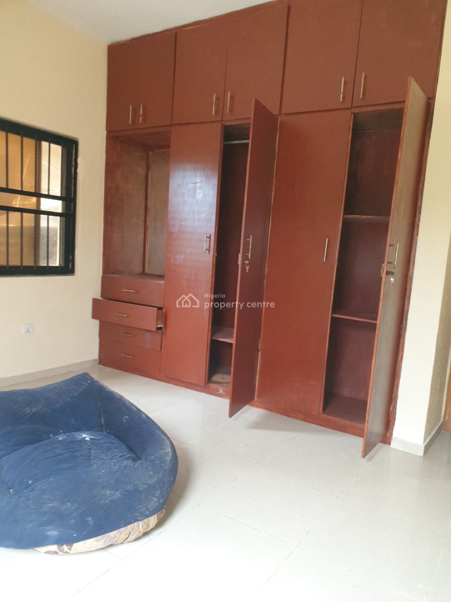 Spacious 3bedroom Flat, Atlantic View Estate New Road Alpha, Lekki, Lagos, Flat / Apartment for Rent