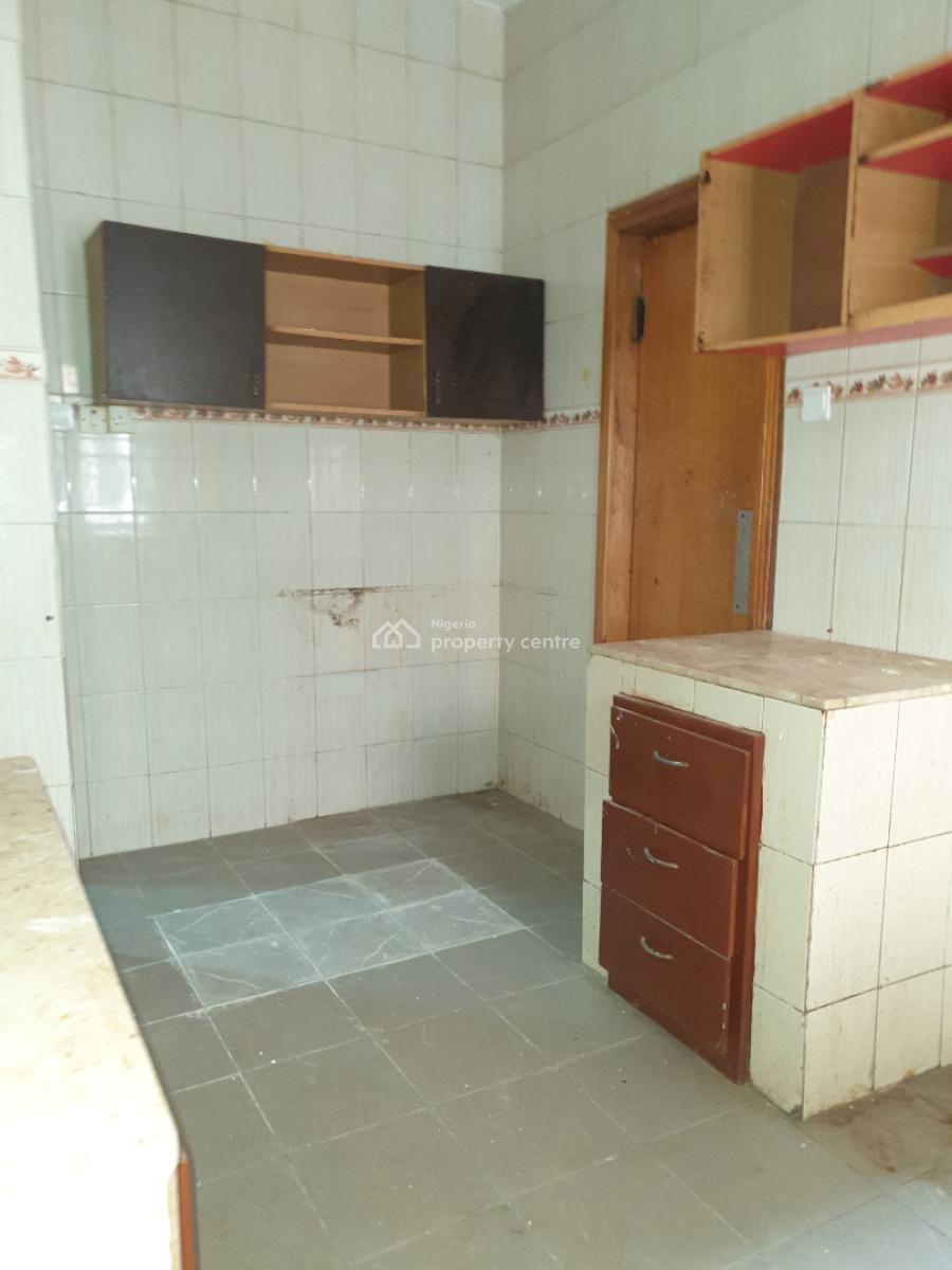 Spacious 3bedroom Flat, Atlantic View Estate New Road Alpha, Lekki, Lagos, Flat / Apartment for Rent