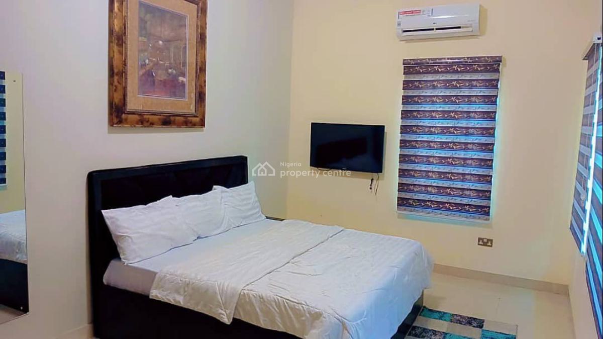 Nicely Furnished 2 Bedrooms Apartment, Ikeja Gra, Ikeja, Lagos, Flat / Apartment Short Let