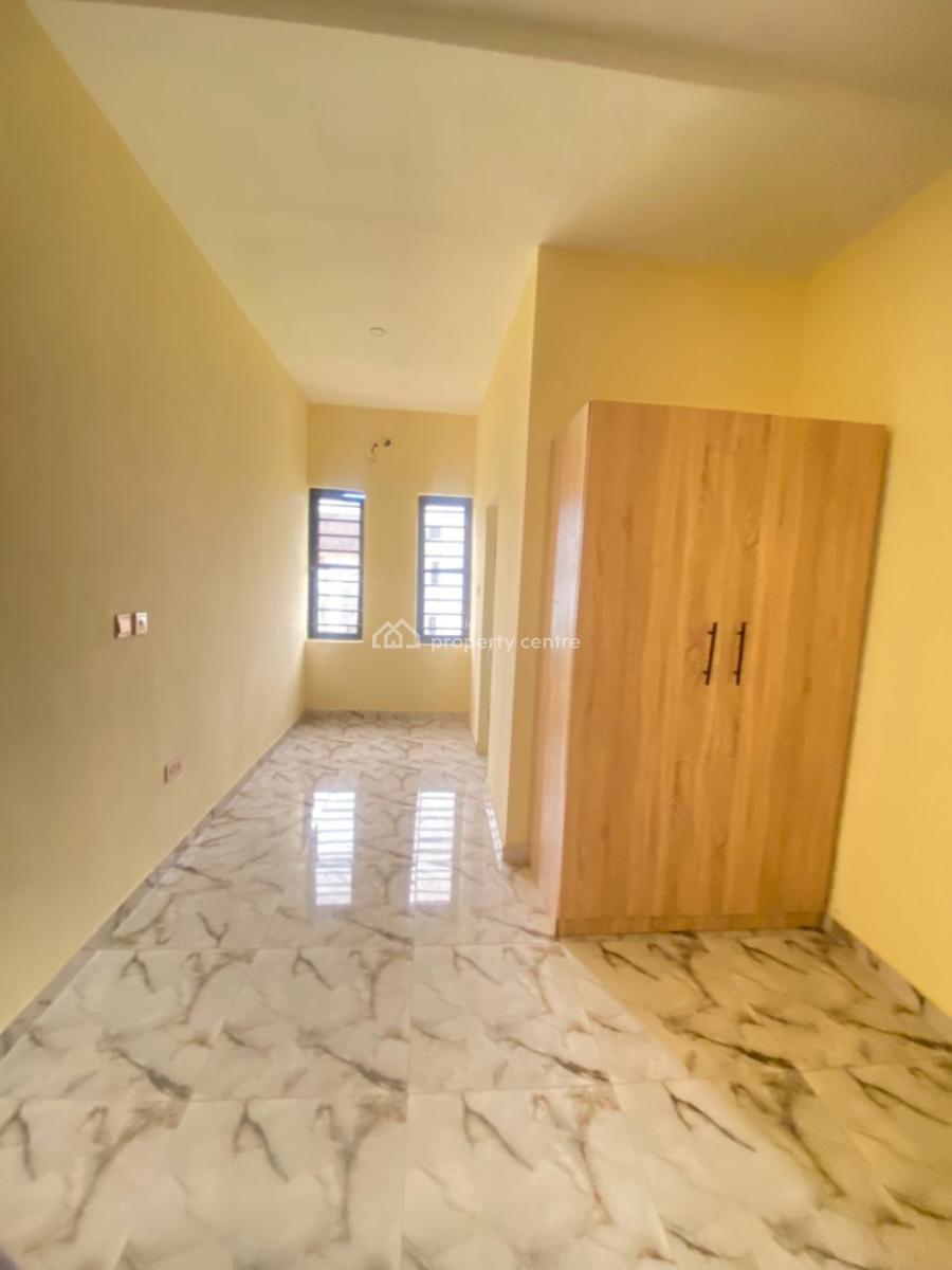 Nice 2 Bedroom Apartment, Lekki Scheme 2, Off, Ogombo, Ajah, Lagos, Flat / Apartment for Rent