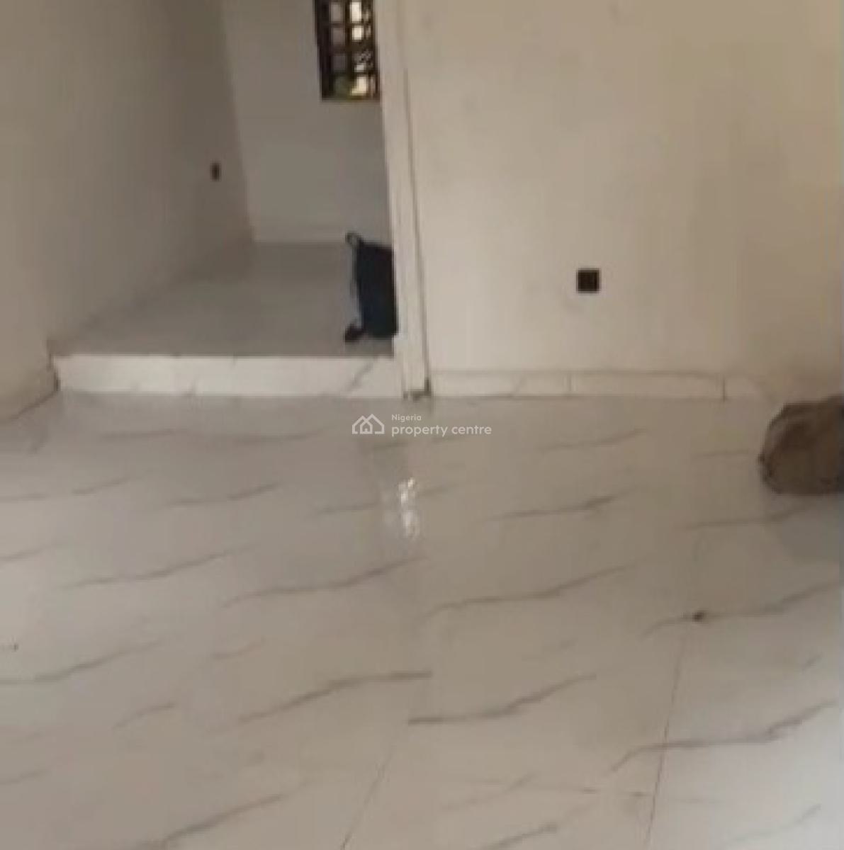 2 Masters Bedrooms, Okhoromi Community, Airport Road, Gra, Benin, Oredo, Edo, House for Rent
