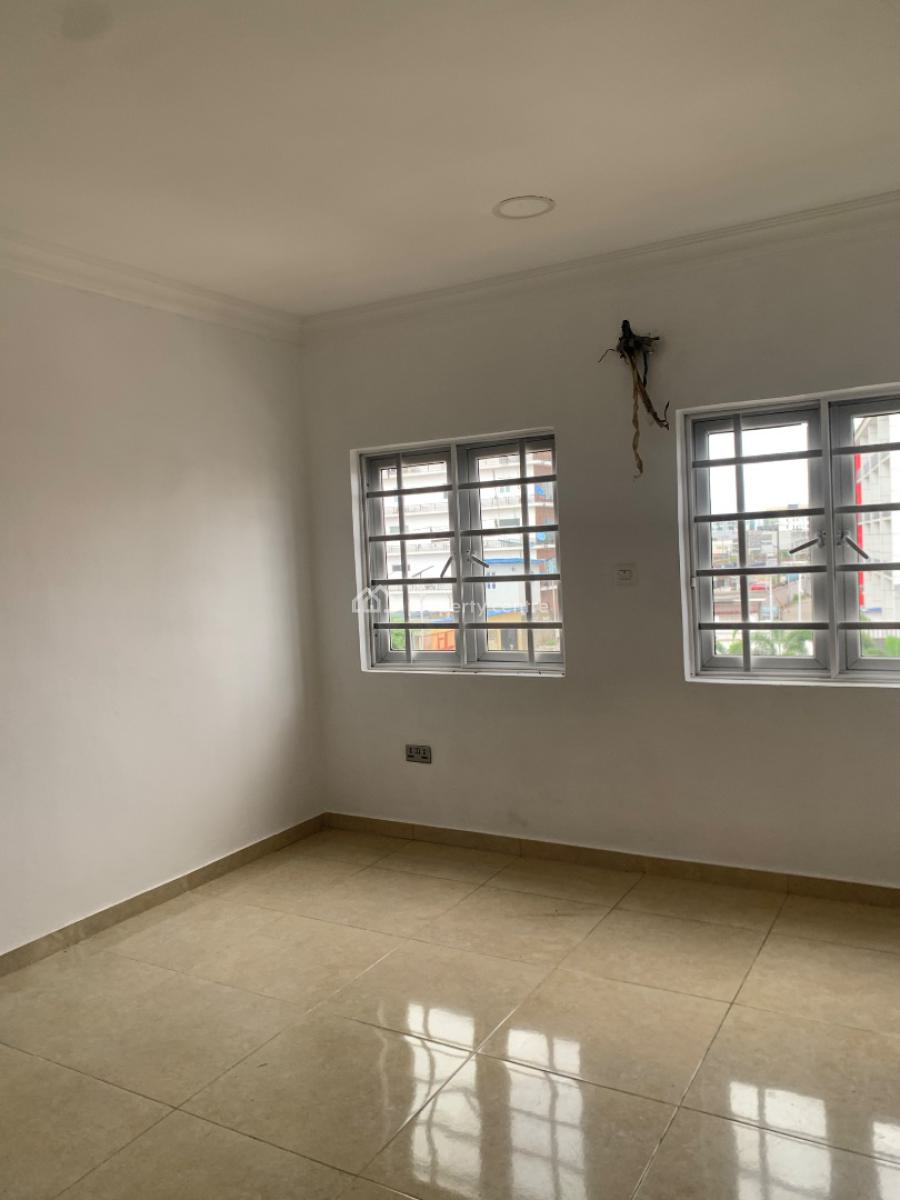 3, Chisco, Ikate, Lekki, Lagos, Terraced Duplex for Rent