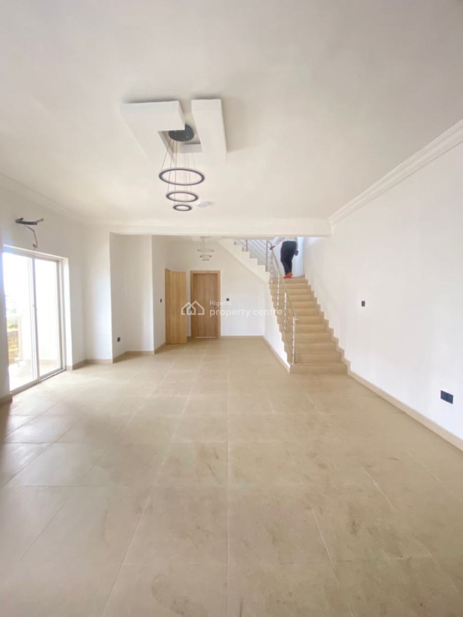 Exquisitely Built 2 Bedroom Maisonette, Mobil Road, Lekki, Lagos, Flat / Apartment for Rent