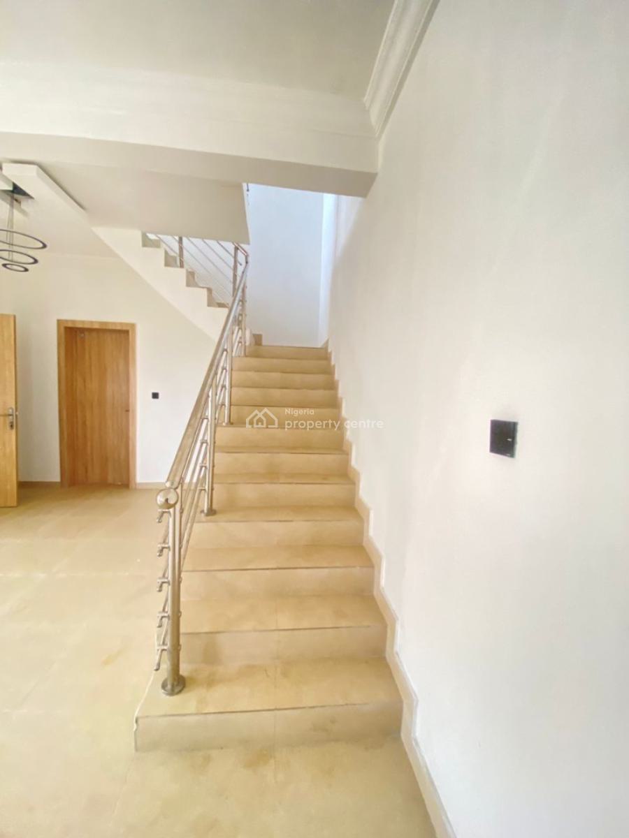 Exquisitely Built 2 Bedroom Maisonette, Mobil Road, Lekki, Lagos, Flat / Apartment for Rent